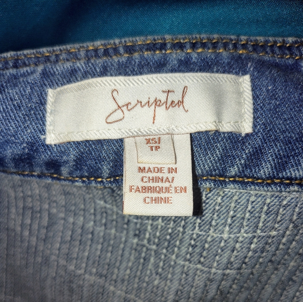 Scripted Embellished Anorak Oversized Distressed … - image 5